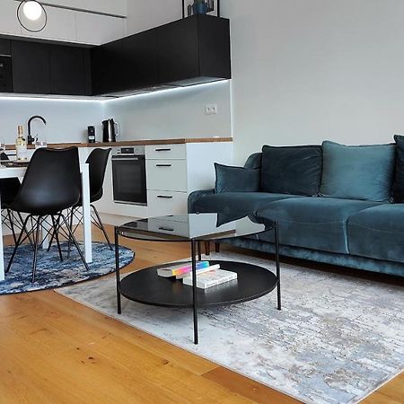 Beautiful 1 - Bedroom Apartment In Downtown Bratislava Ngoại thất bức ảnh